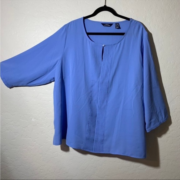 Light Blue Blouse - Picture 2 of 4